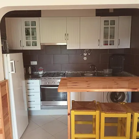 Roots Cozy House Raposeira Holiday home